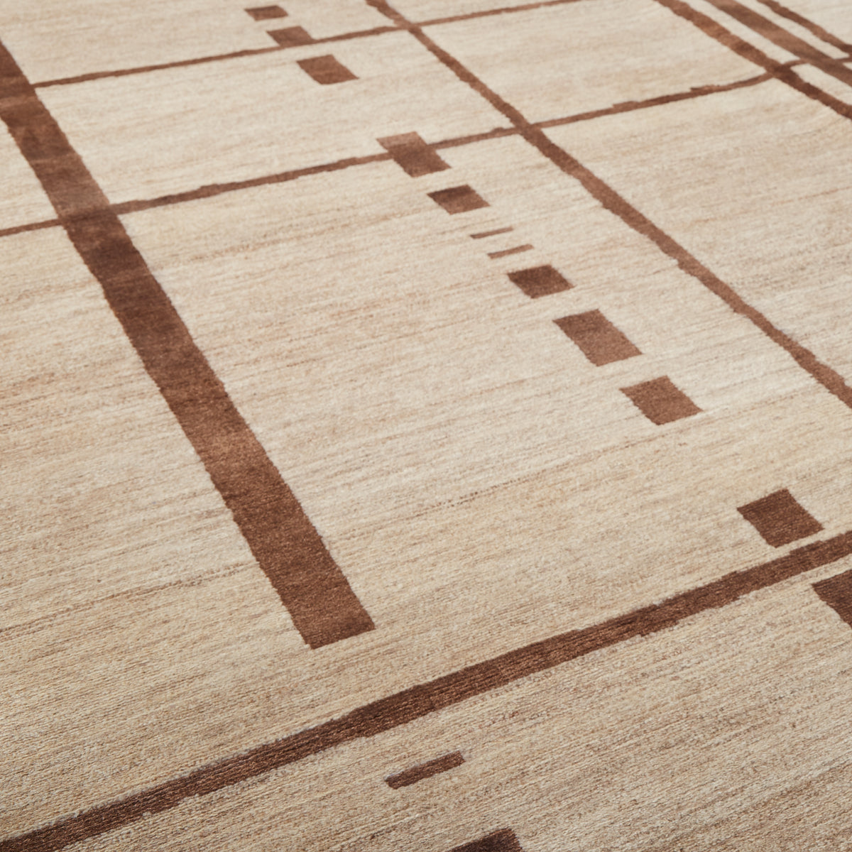 Elan Beige/Brown