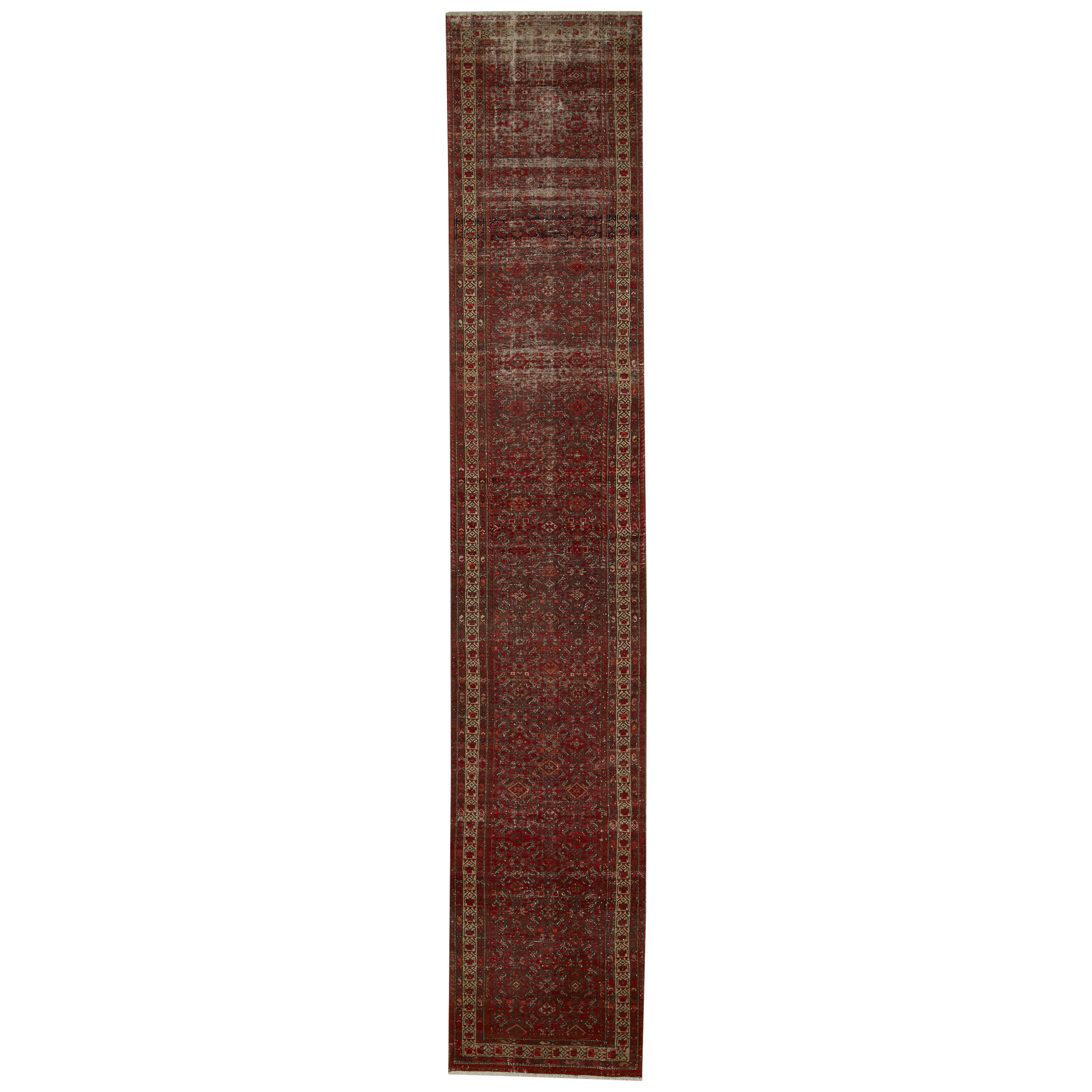 For generations, Elte has worked with expert local rug pickers throughout Morocco, Iran, Turkey and Europe to source vintage and antique rugs.