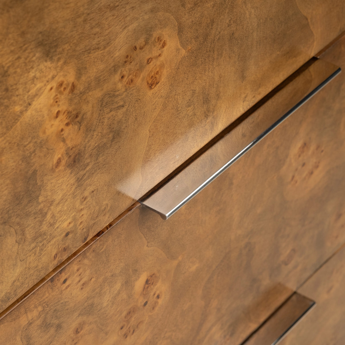 Evoke Dresser