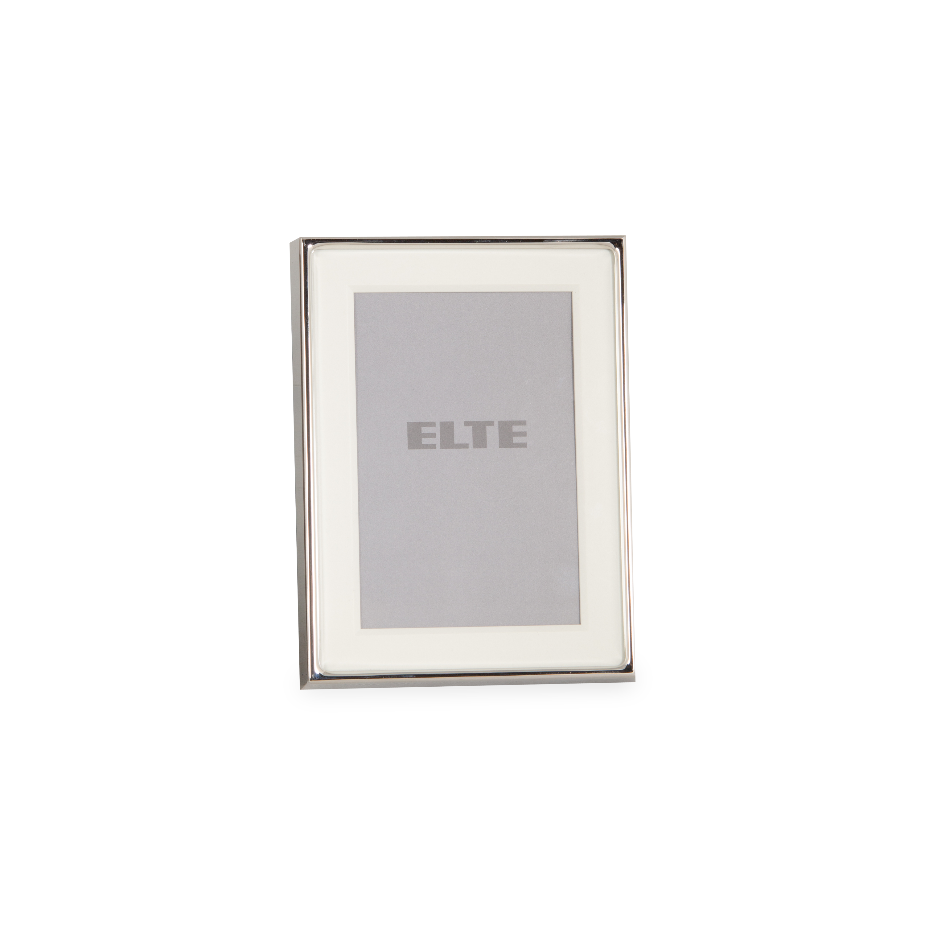 A truly stylish picture frame allows the photo within to take centre stage and should not distract from it.