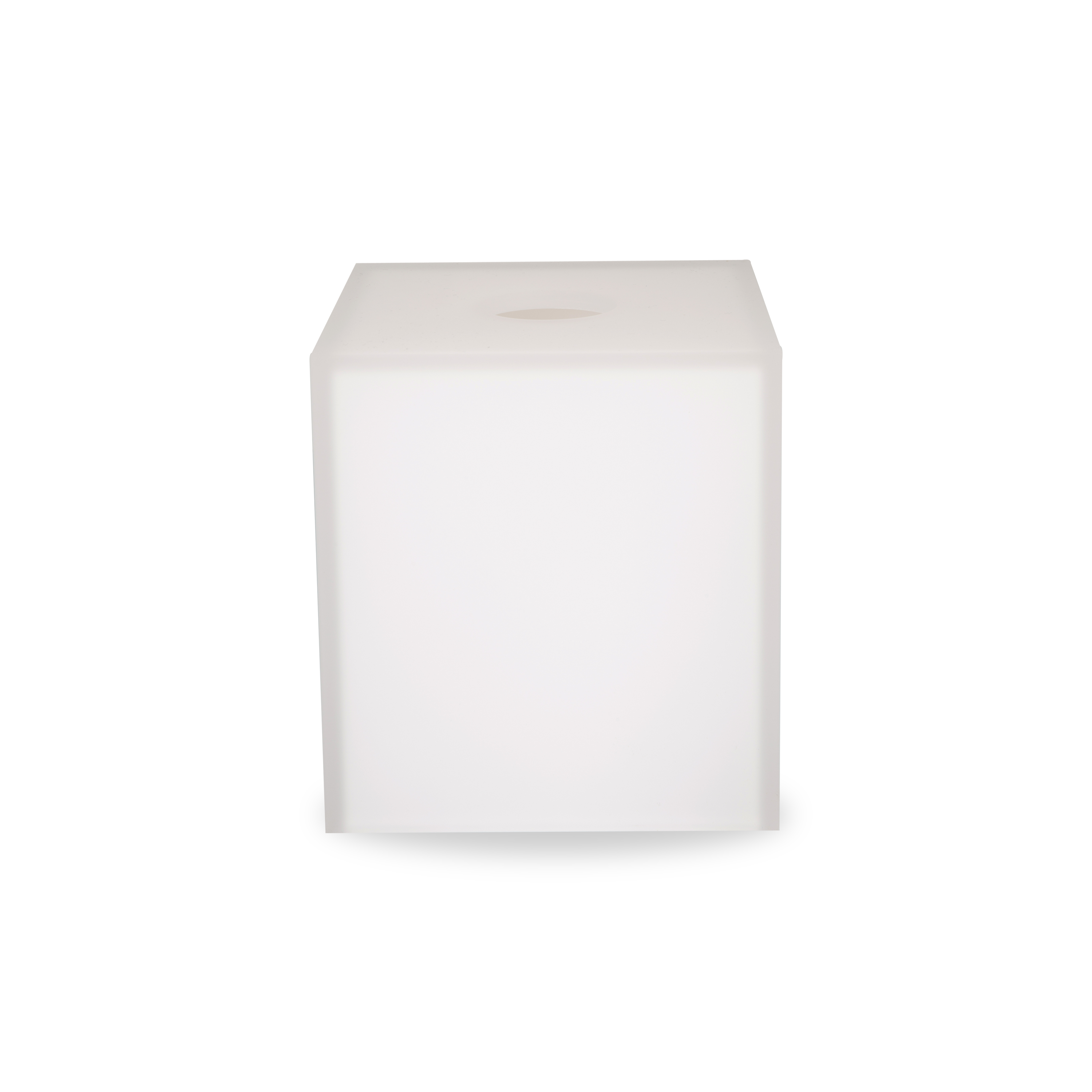 Using a minimalistic silhouette and pleasant round curves, the Malta Collection features a smooth to the touch, scratch–resistant coating for enhanced durability.