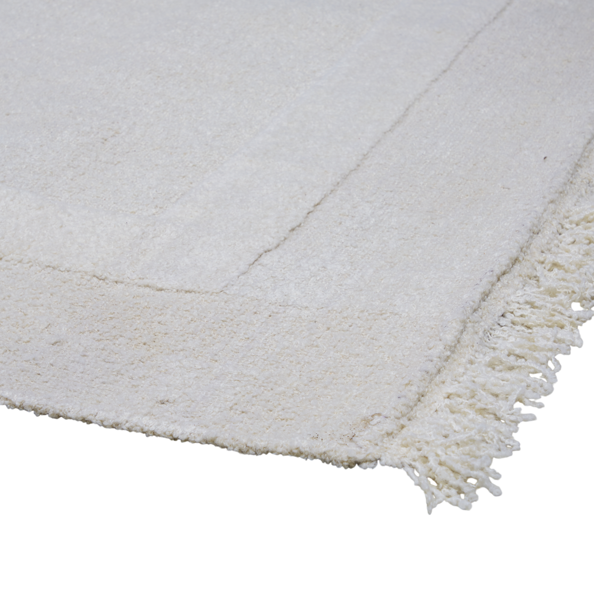 Molvic White