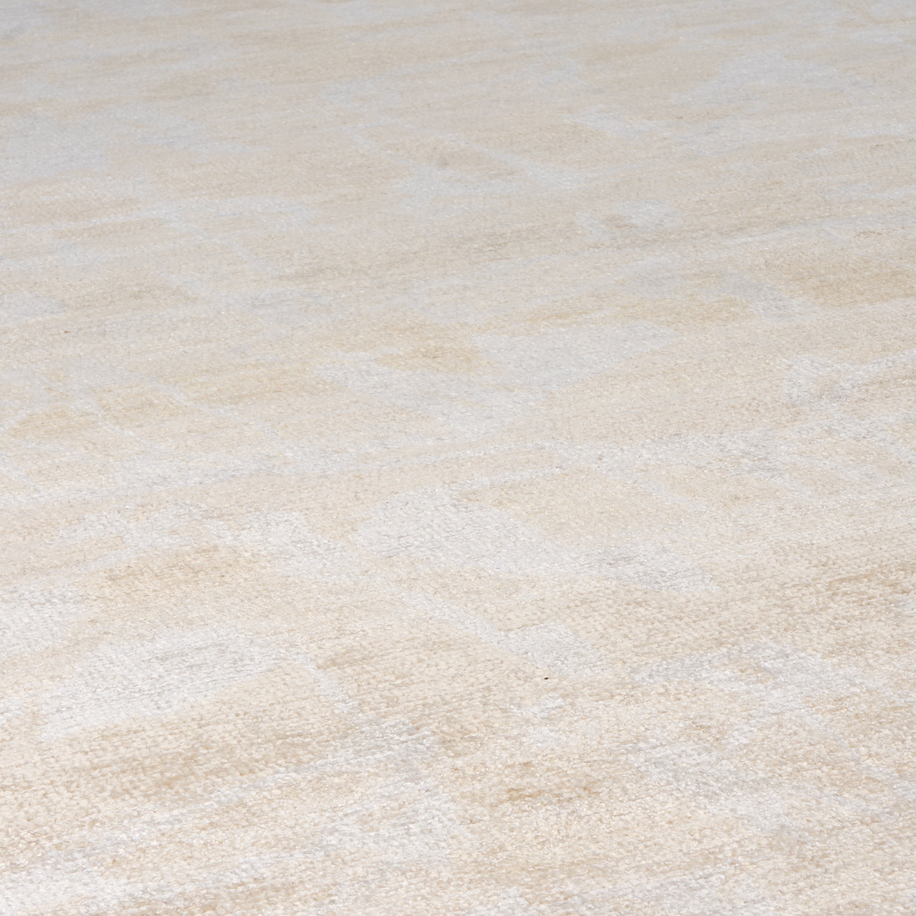 Melyna Beige