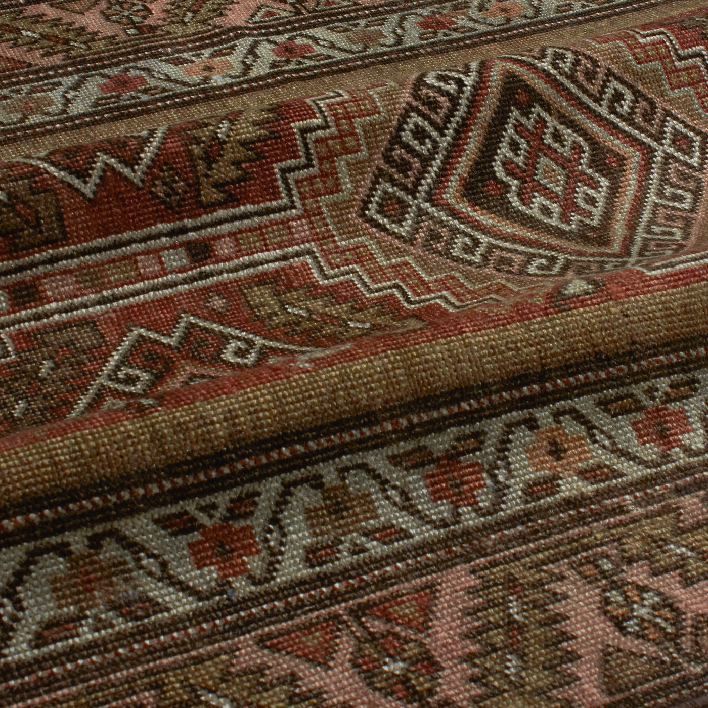 For generations, Elte has worked with expert local rug pickers throughout Morocco, Iran, Turkey and Europe to source vintage and antique rugs.