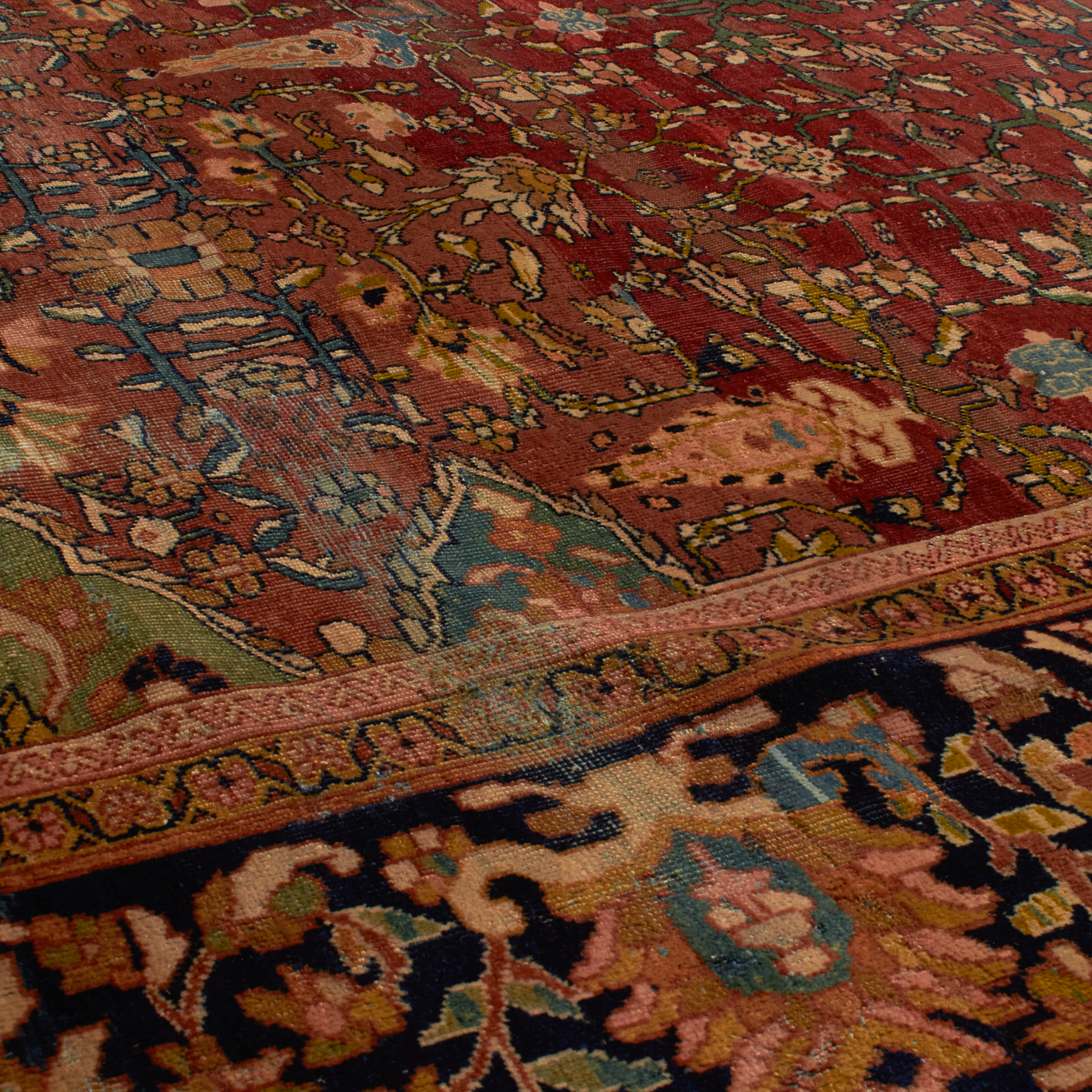 For generations, Elte has worked with expert local rug pickers throughout Morocco, Iran, Turkey and Europe to source vintage and antique rugs.