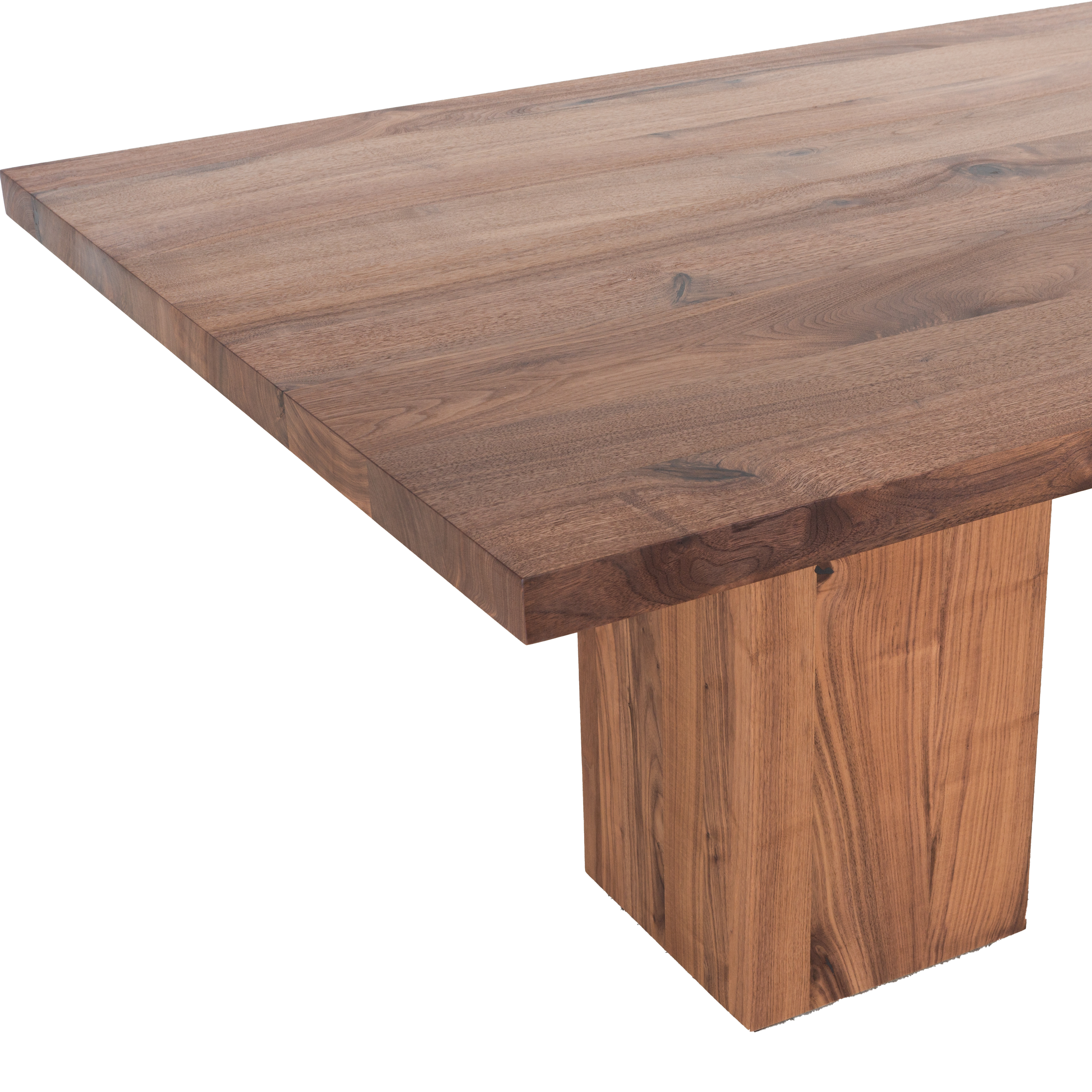 Boss Basic Dining Table