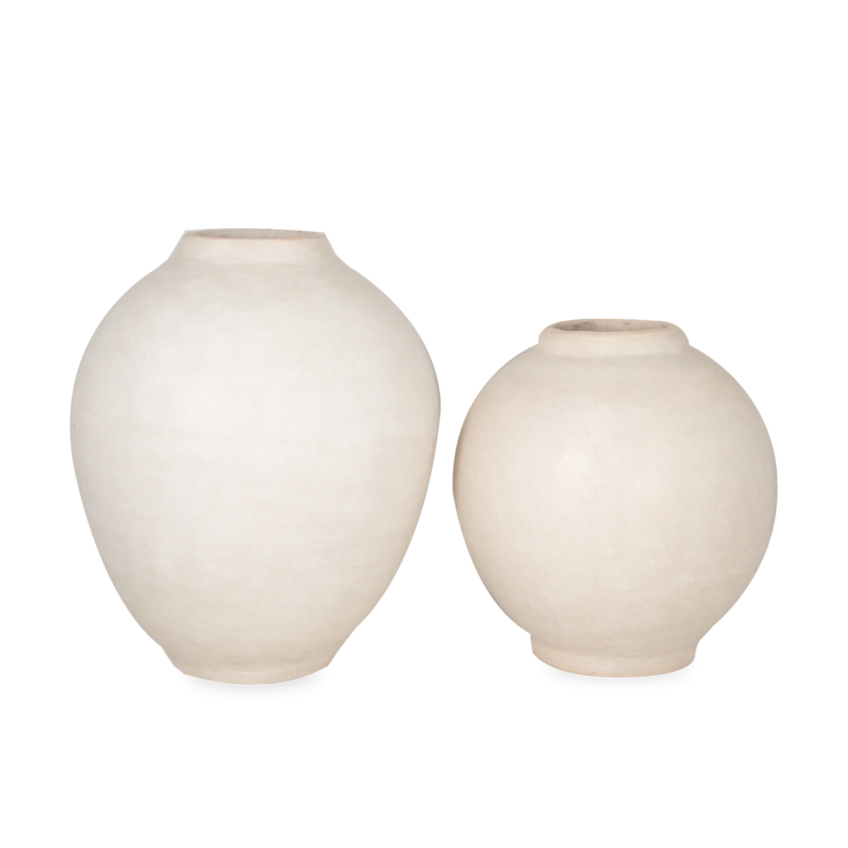The Tadelakt Collection is crafted from tadelakt made with the limestone of the Marrakech Plateau.