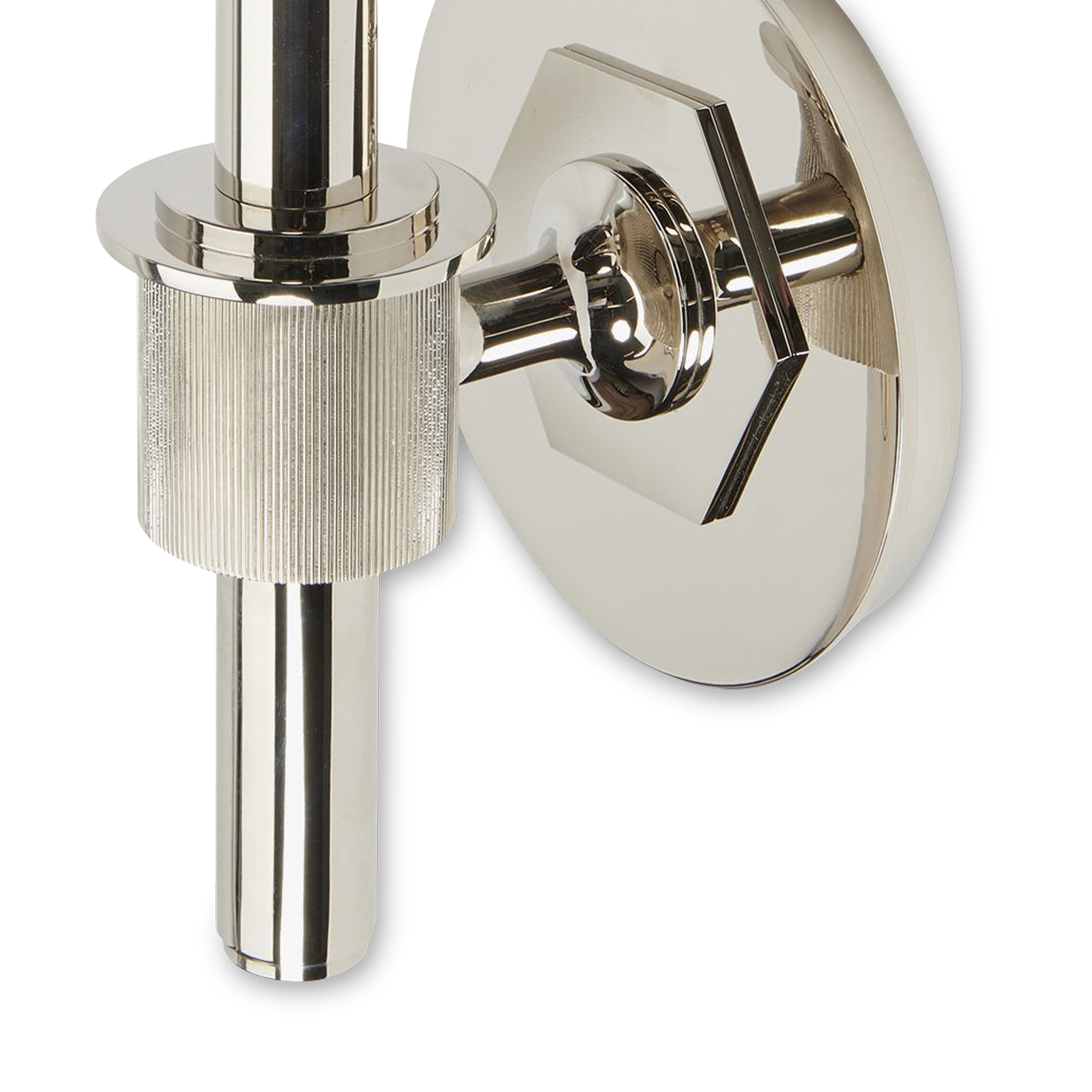 Influenced by the connection of industry and art Henry easily transitions between modern, traditional, utilitarian and classic settings.